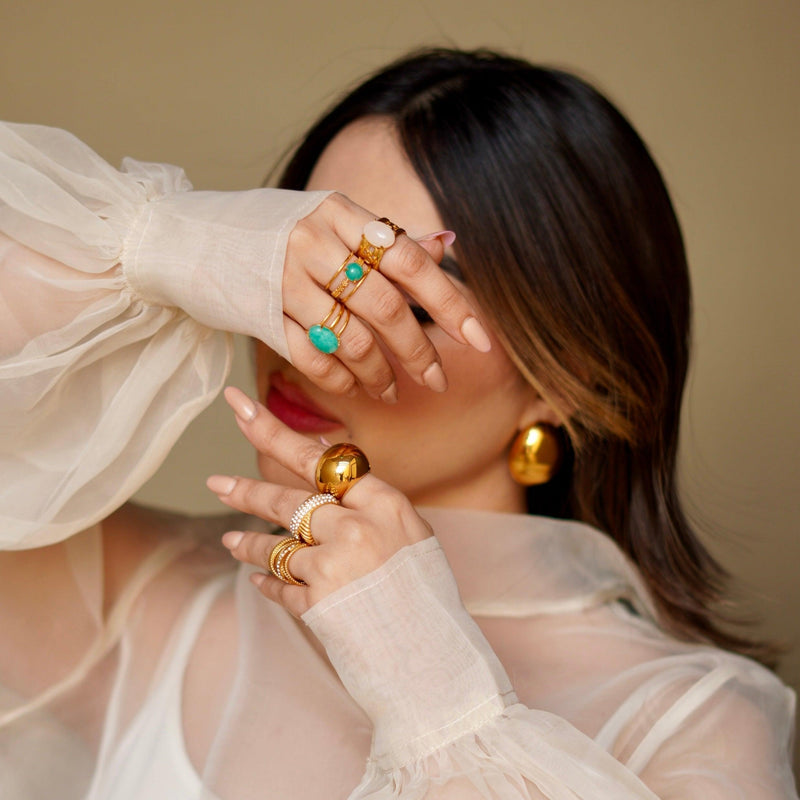BOSSY GOLD EARRINGS