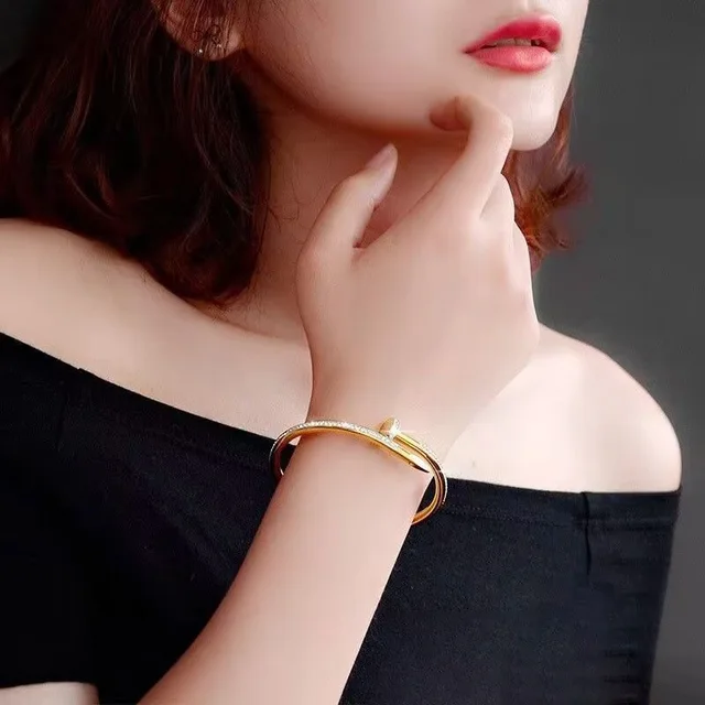 AMOR CZ NAIL BANGLE
