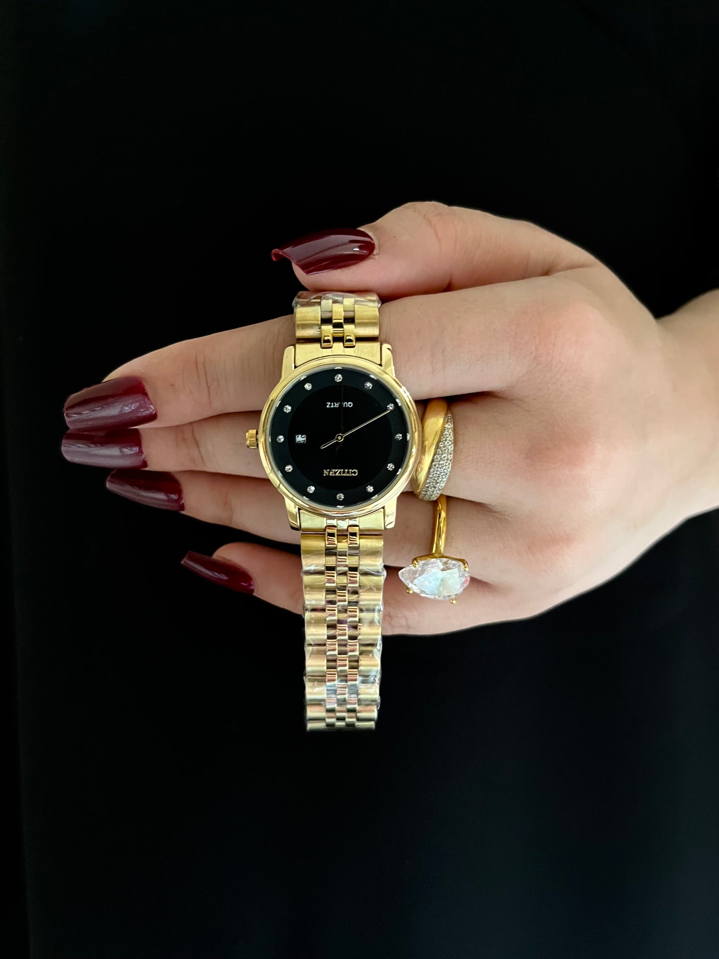 PREMIUM CITIZEN WATCH-CRYSTALS STUDDED- LUXURIOUS BLACK DIAL WITH DATE