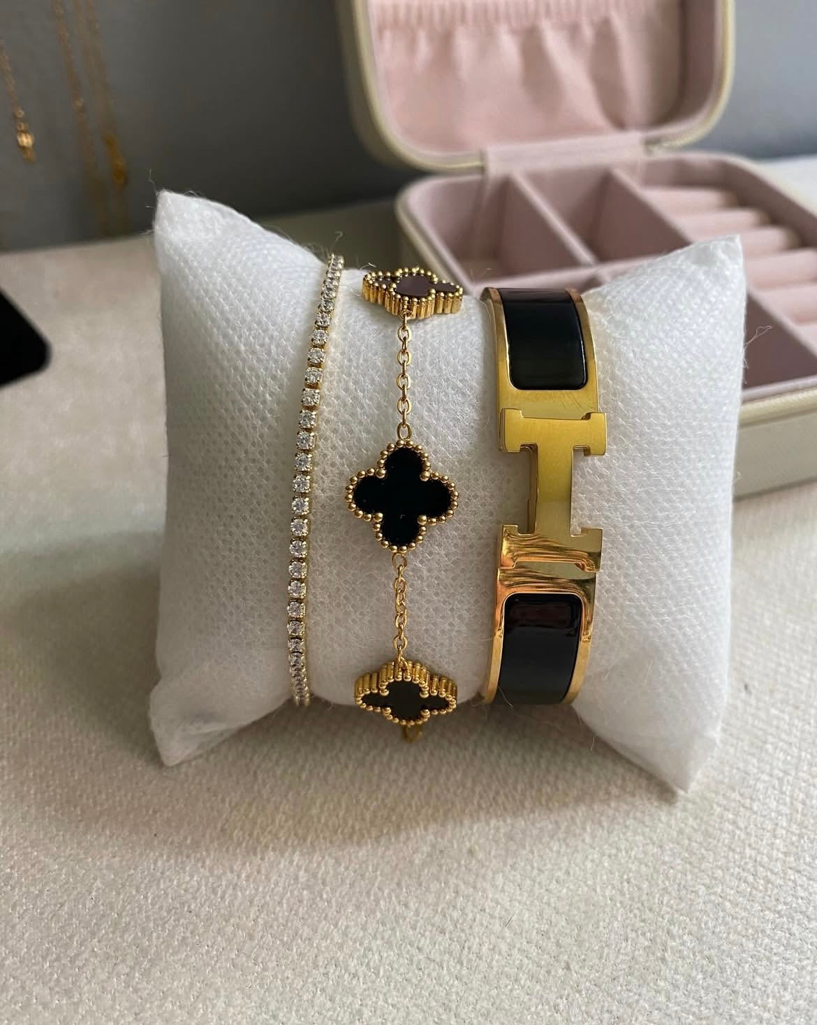 Black Hermes Stack