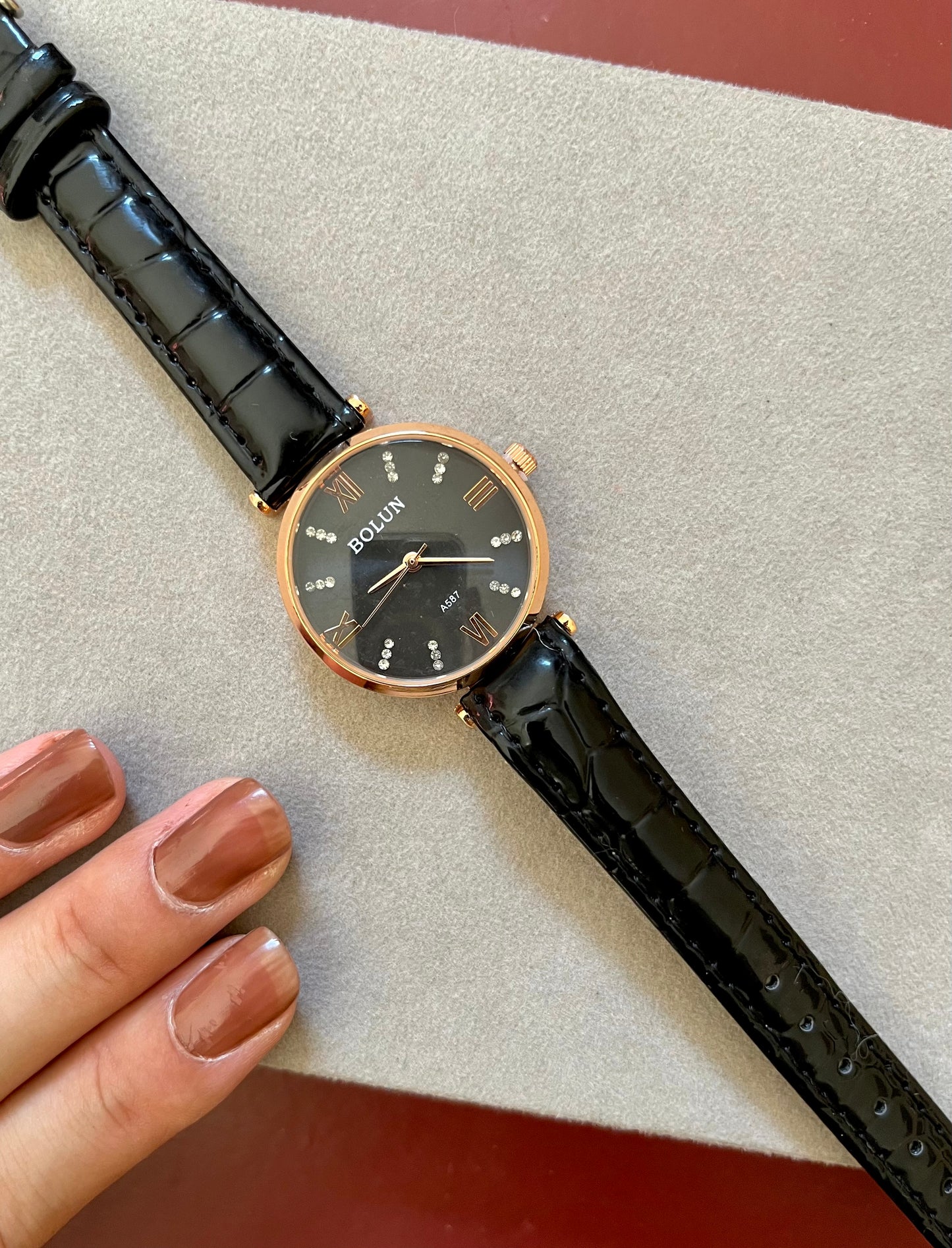 CLASSIC BLACK WATCH