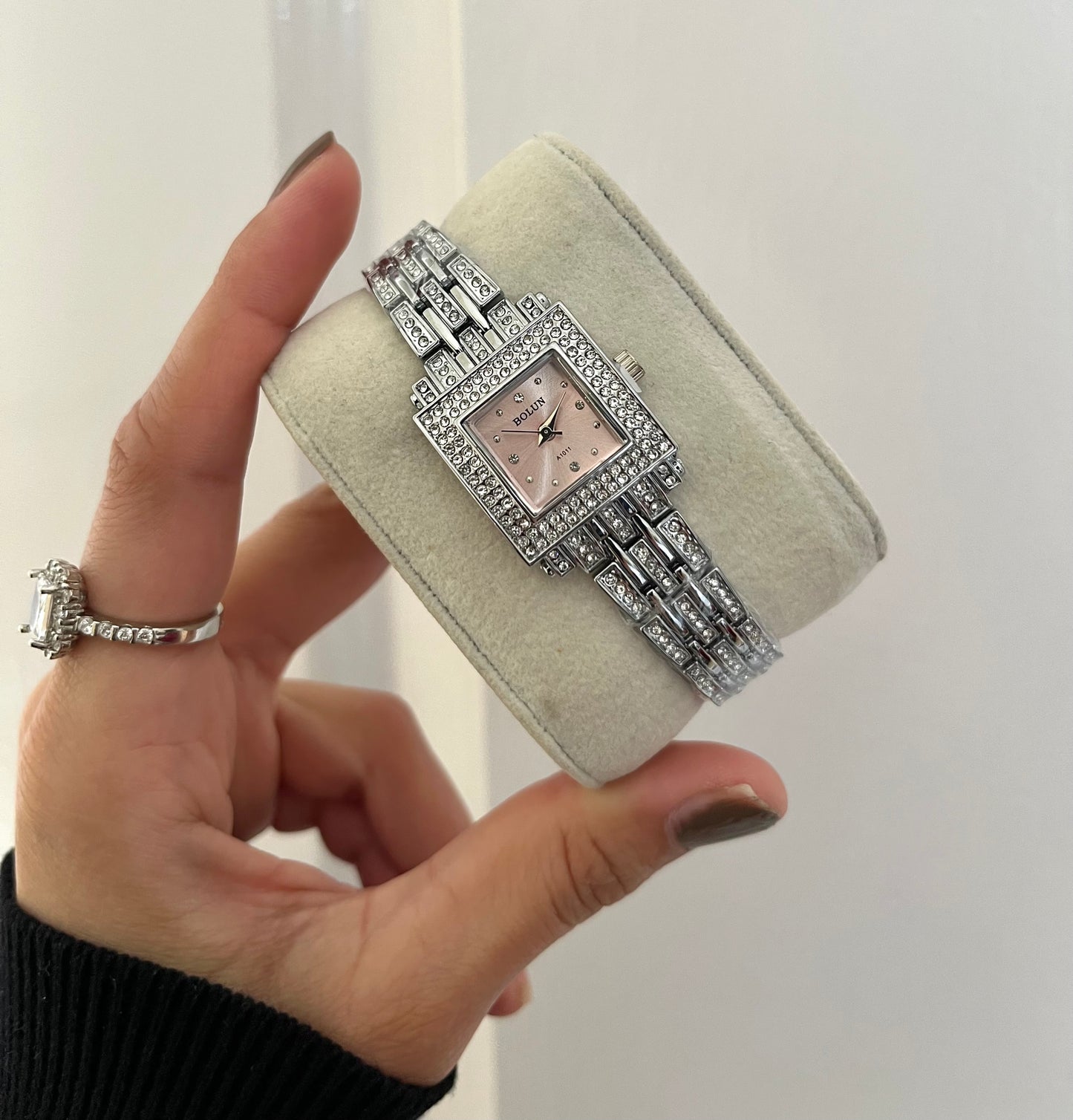 Crystal Frame Watch Pink Dail