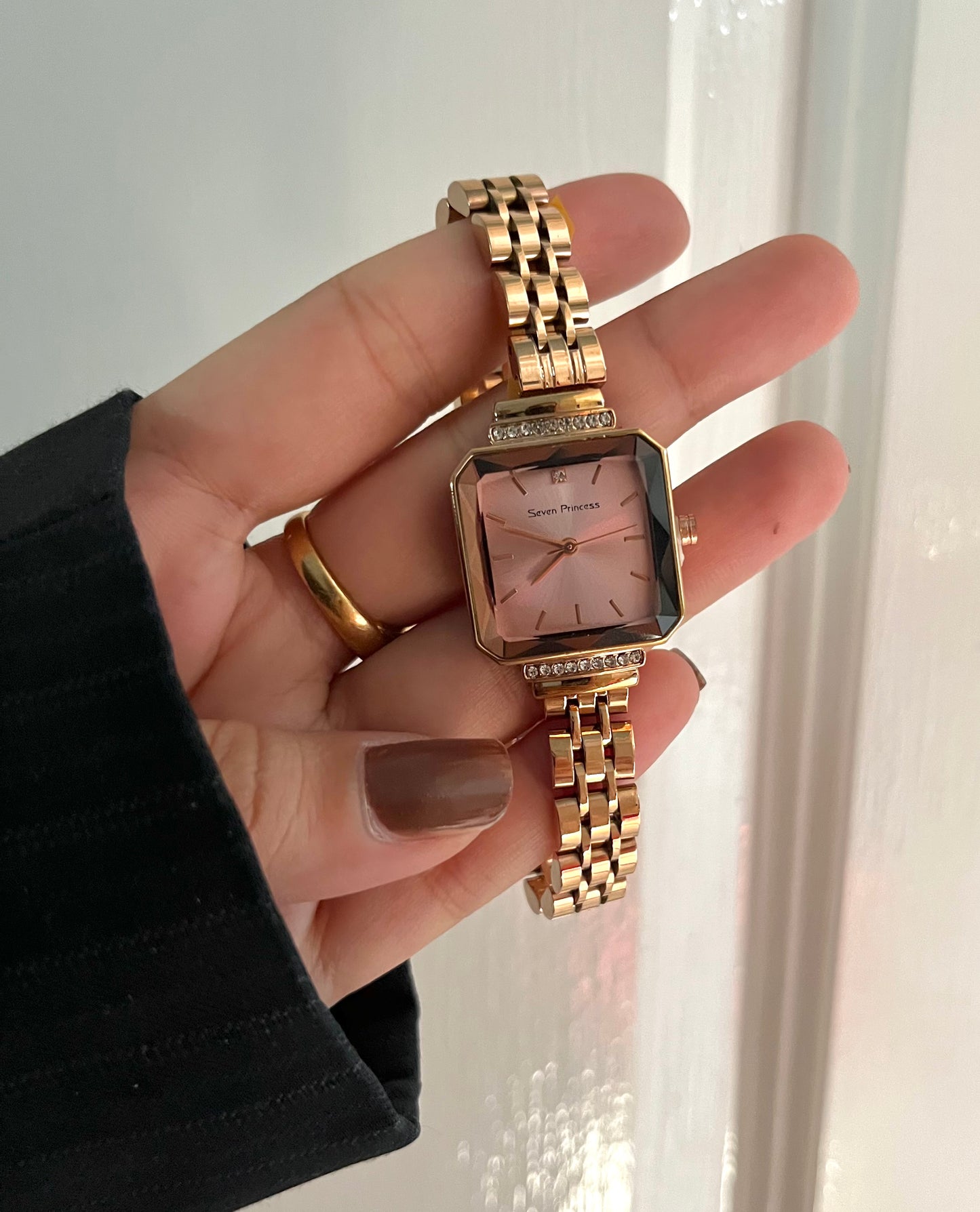 REGAL SQUARE WATCH (pink dail)