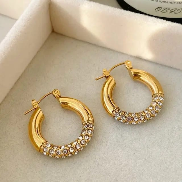 DONNA HOOPS
