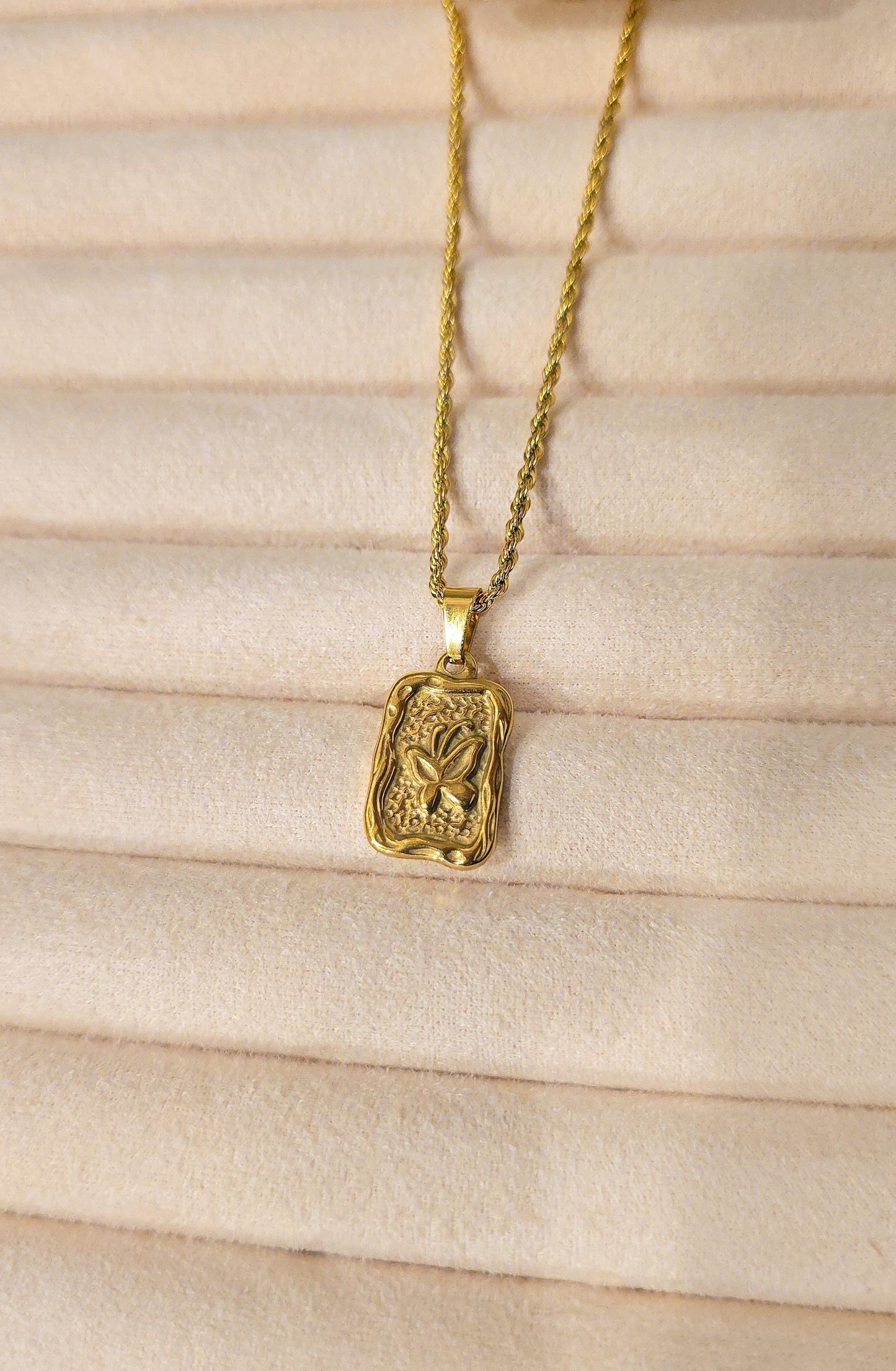 BUTTERFLY CHARM NECKLACE