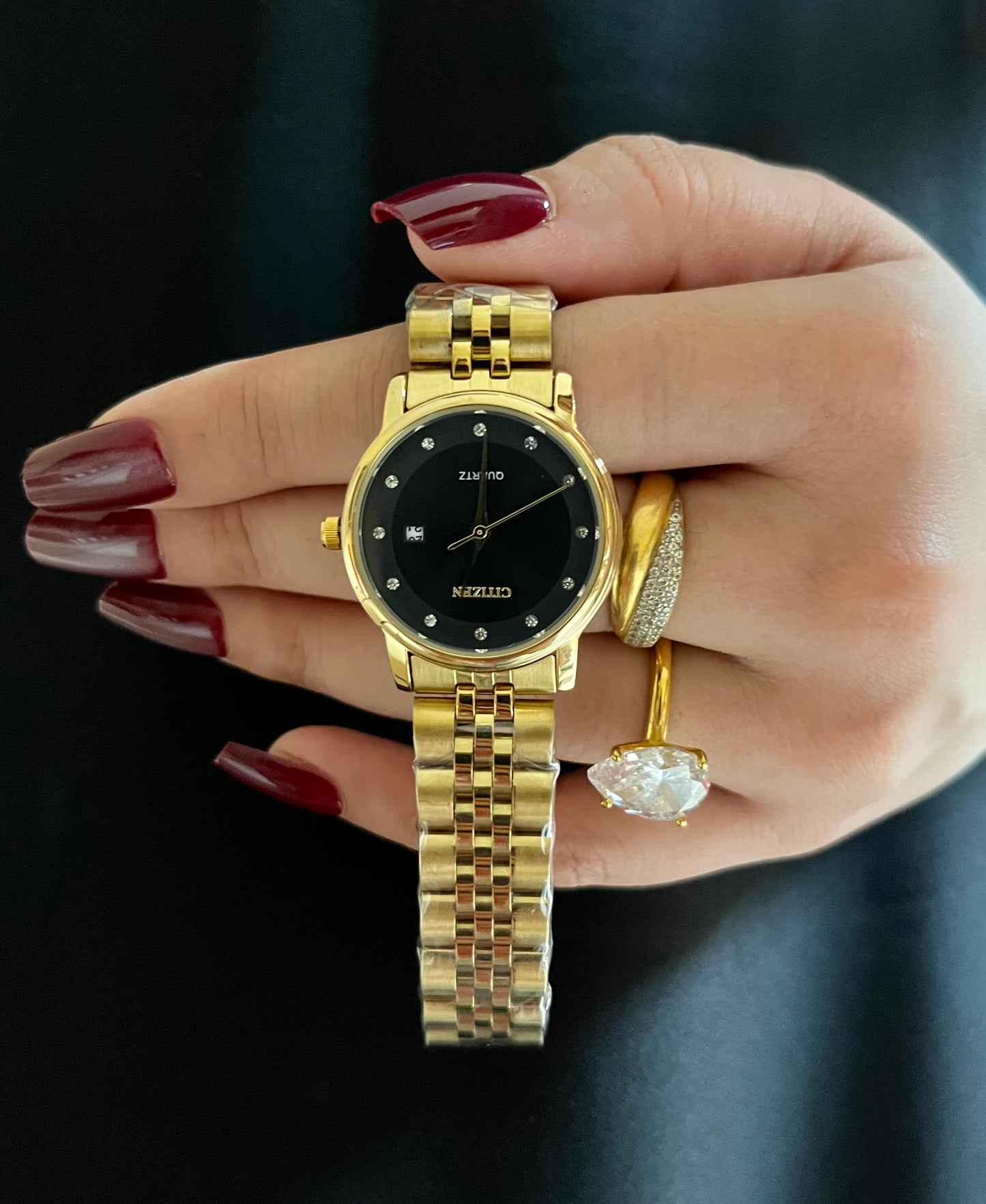 PREMIUM CITIZEN WATCH-CRYSTALS STUDDED- LUXURIOUS BLACK DIAL WITH DATE
