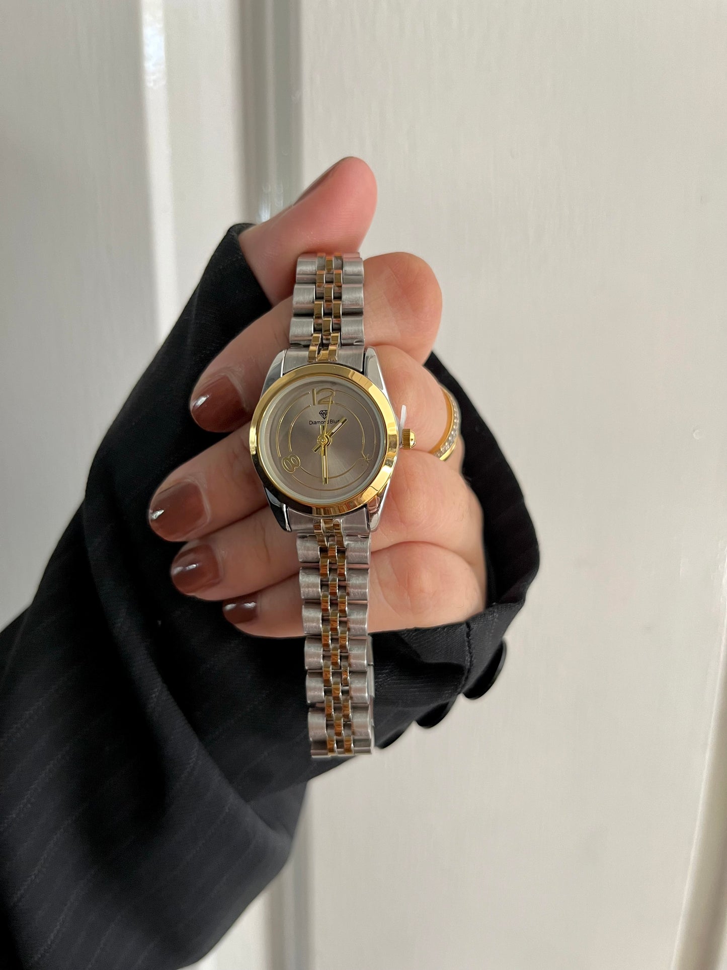 TWO TONE GREY DAIL WATCH