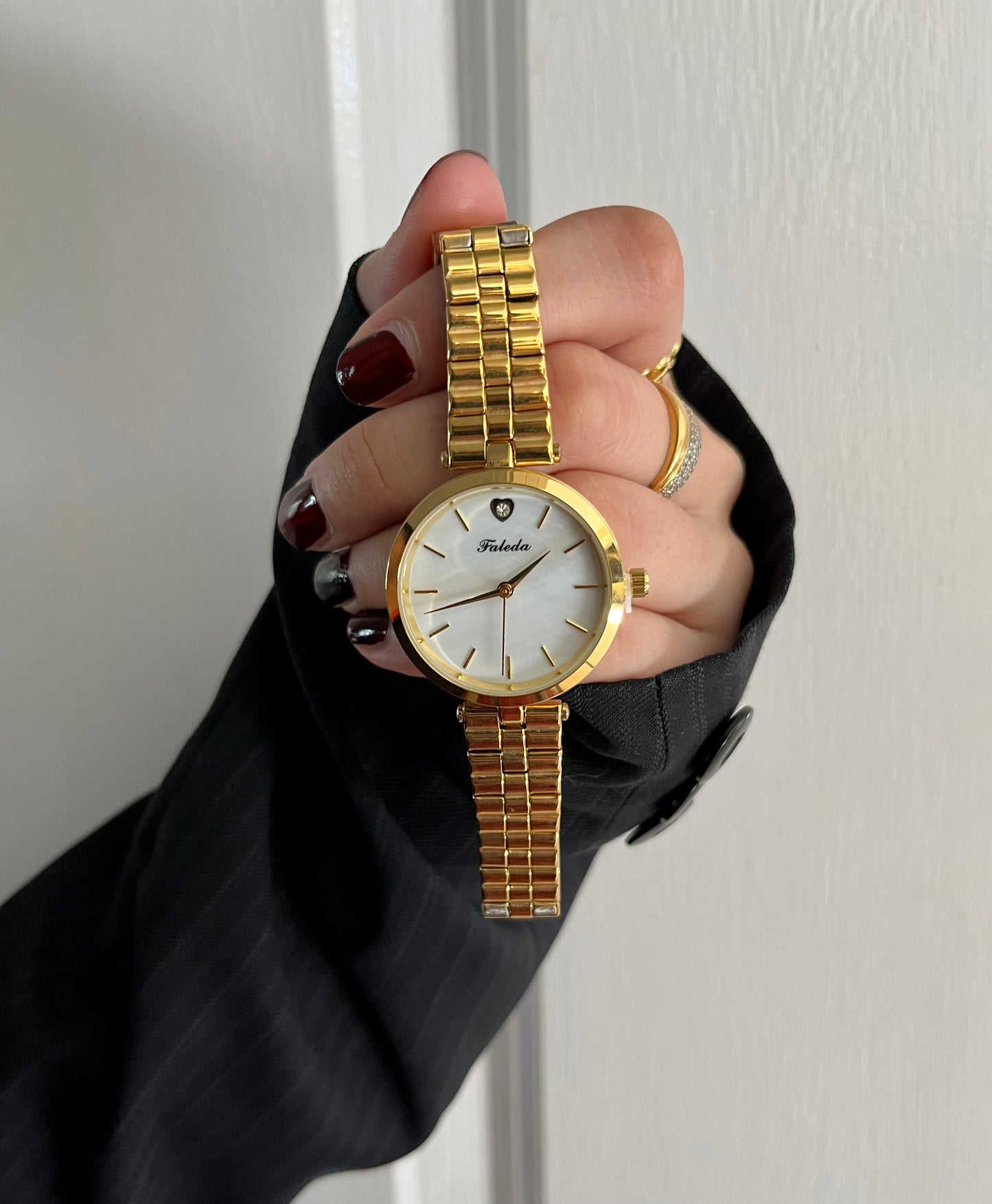GOLDEN X WHITE WATCH✨