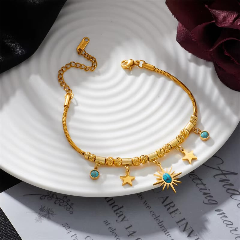 BLOSSAM CHARM BRACELET