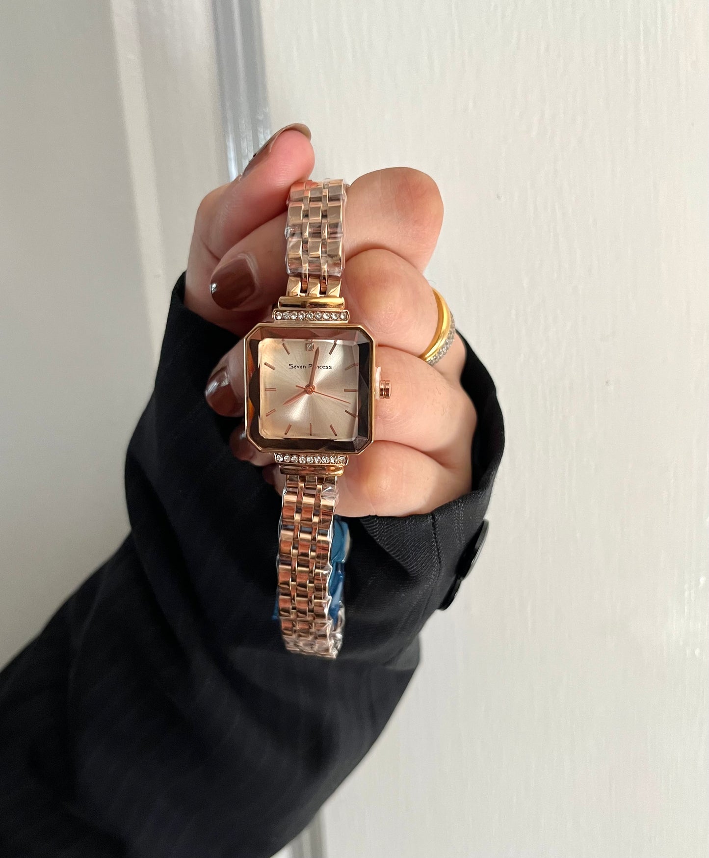 REGAL SQUARE WATCH (golden dail)