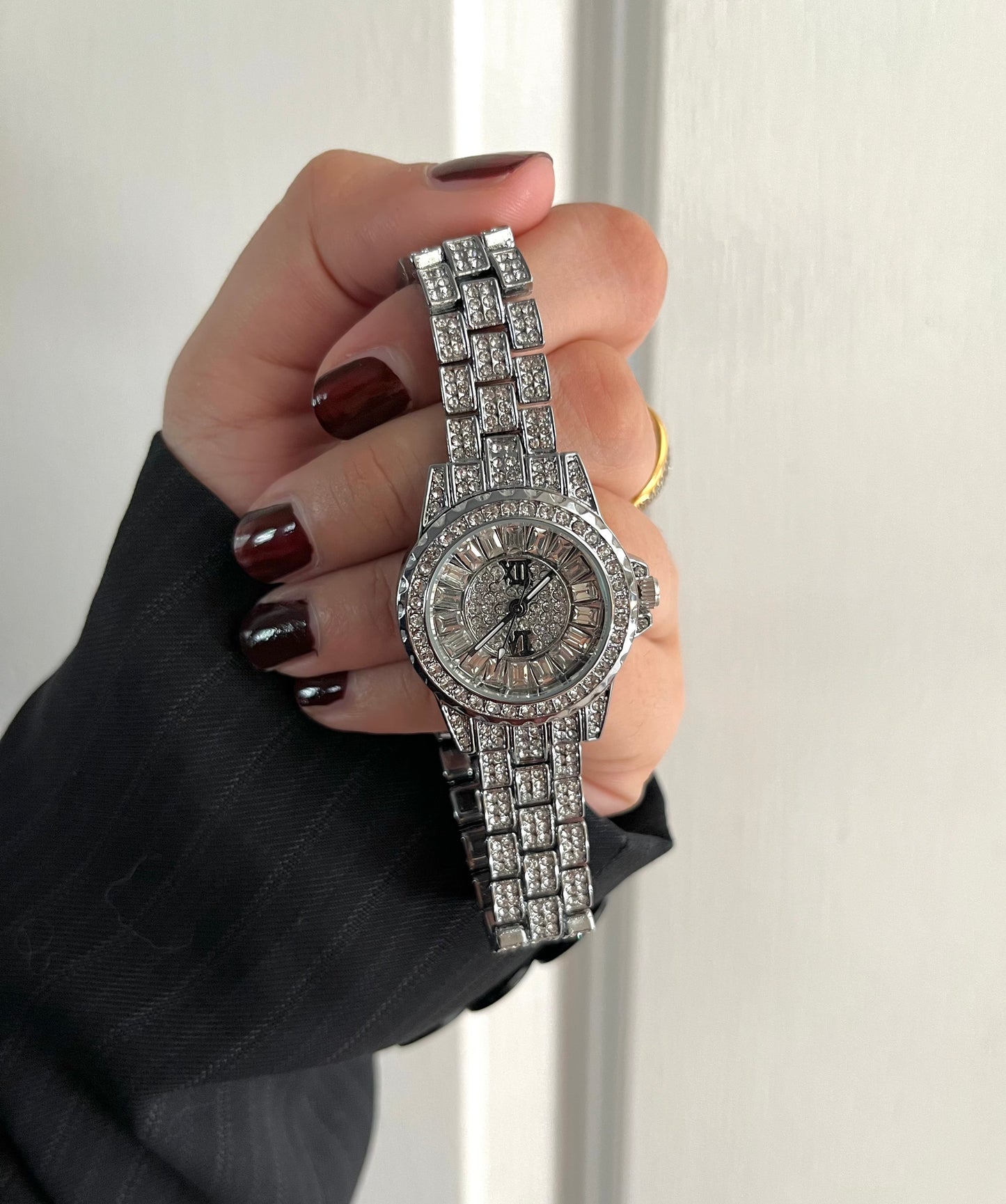 SILVER HOUR X ZIRCON WATCH