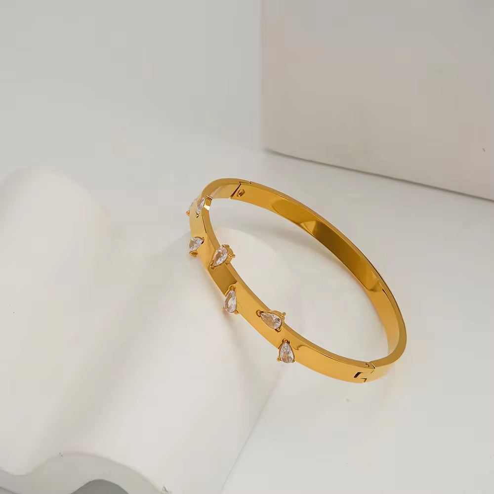 SHAINA DIAMOND CUT BANGLE