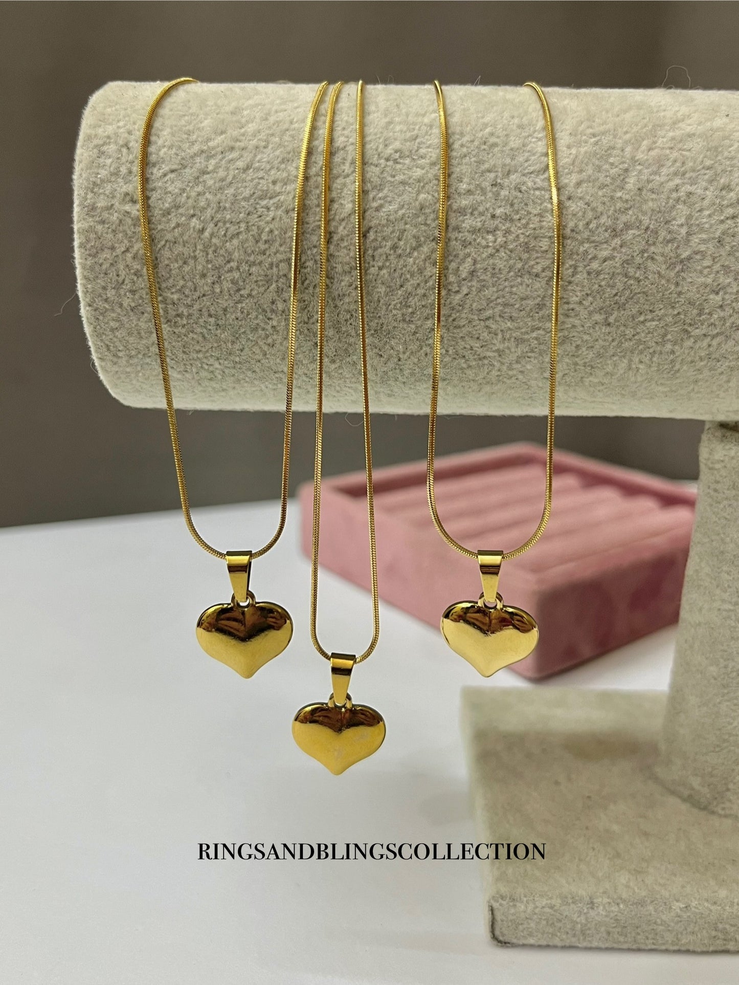 HEART NECKLACE