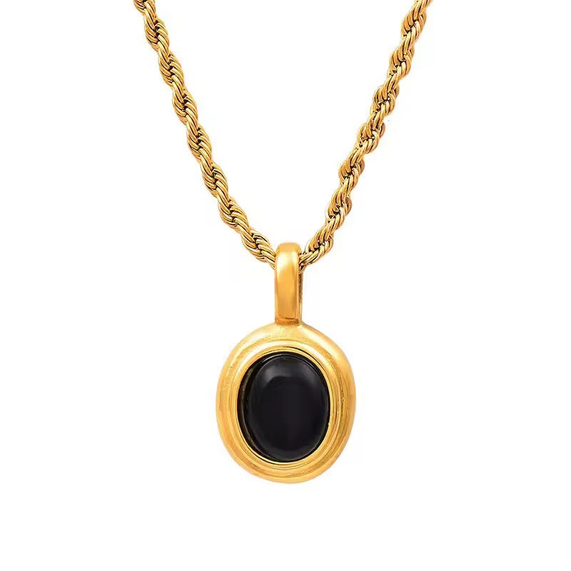Vintage Nior Pendant 18K