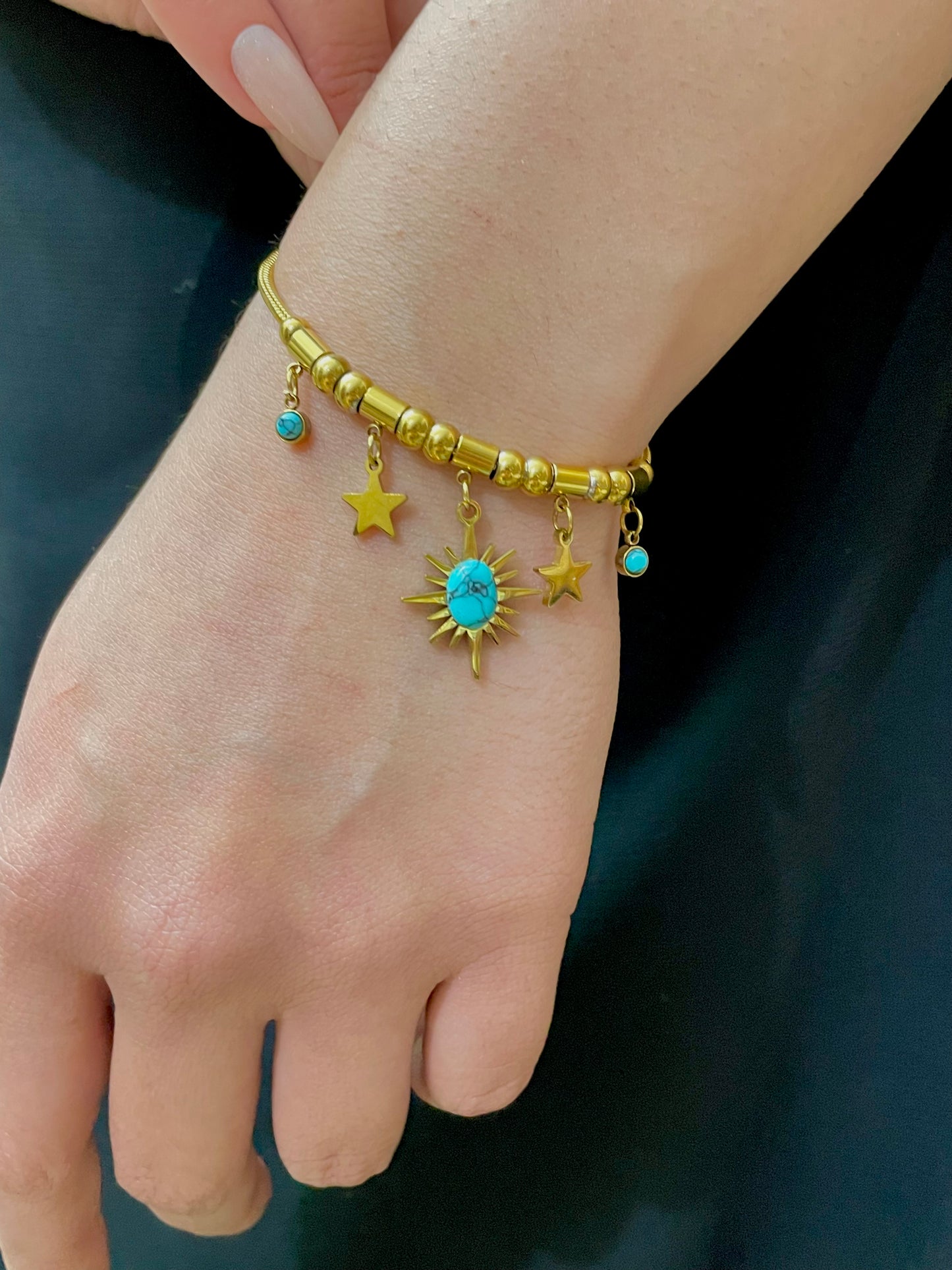 BLOSSAM CHARM BRACELET