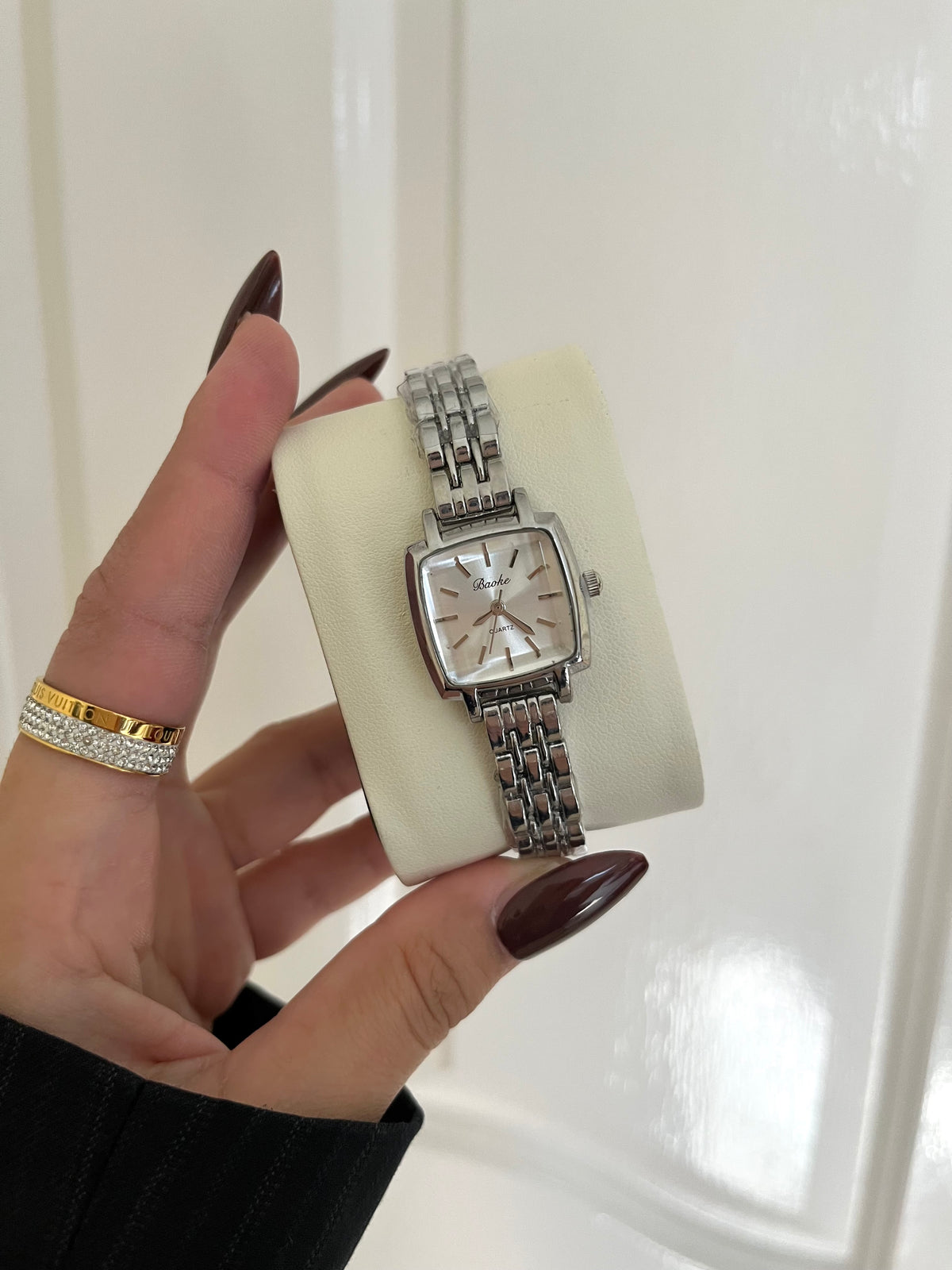 Serenity Timepiece-Silvery Dial