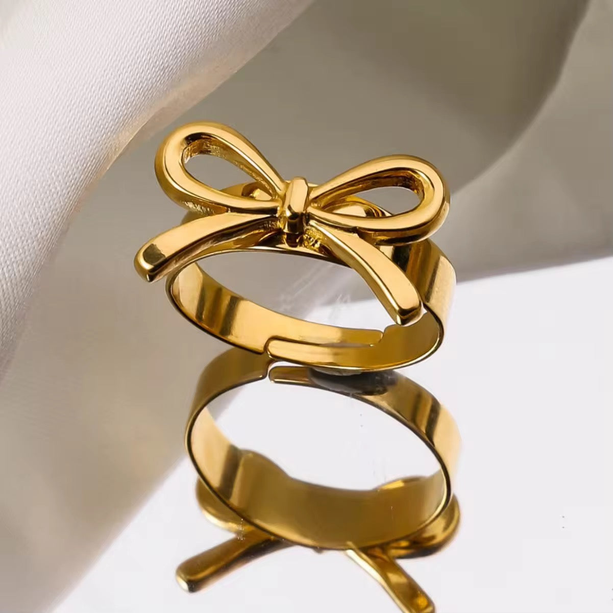 BOW RING