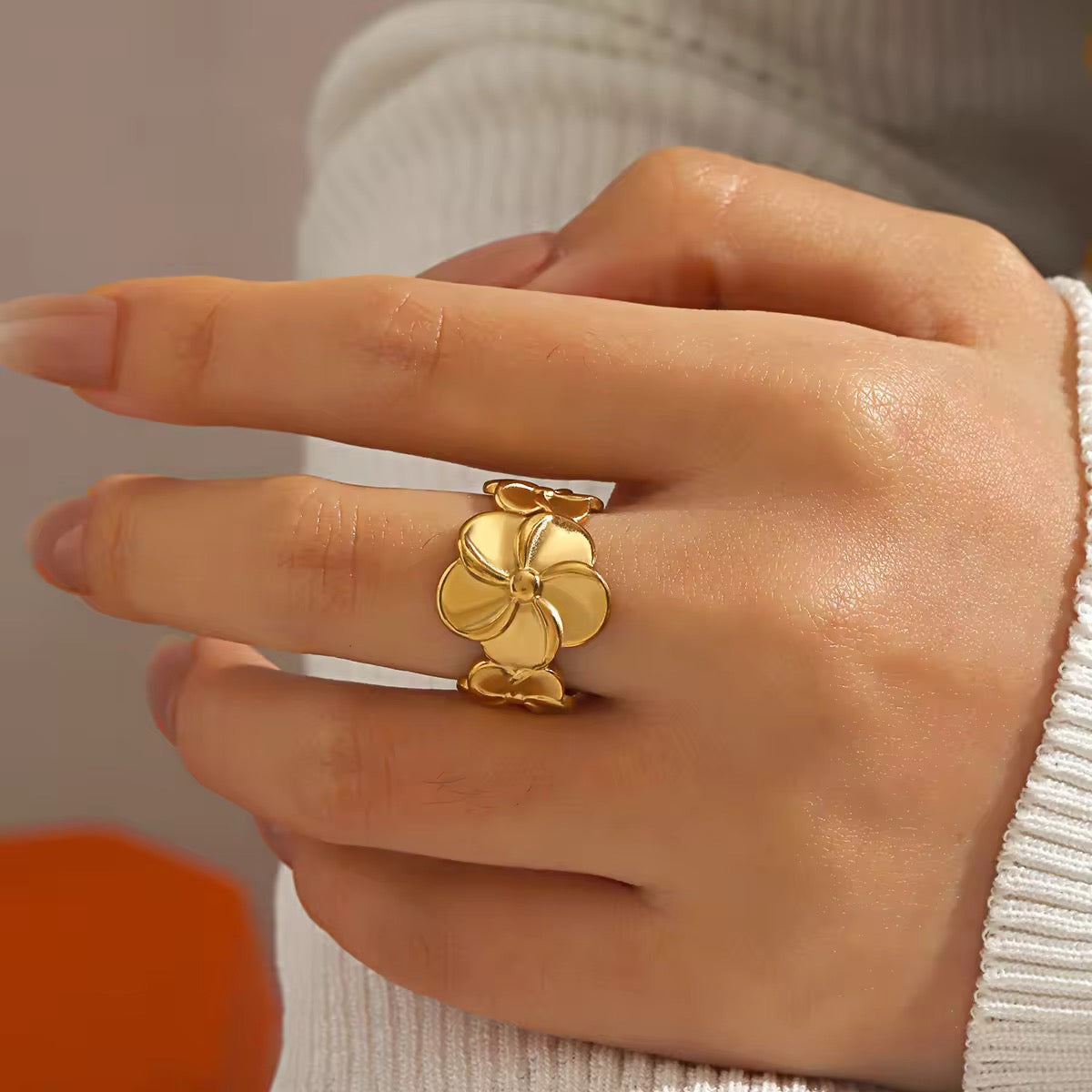 Elara Ring