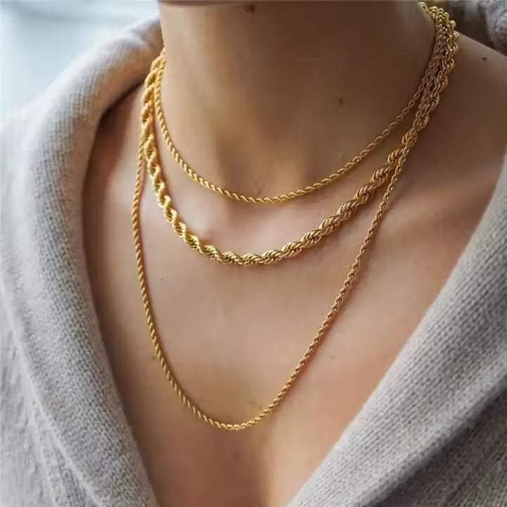 ROPE CHAIN NECKLACE