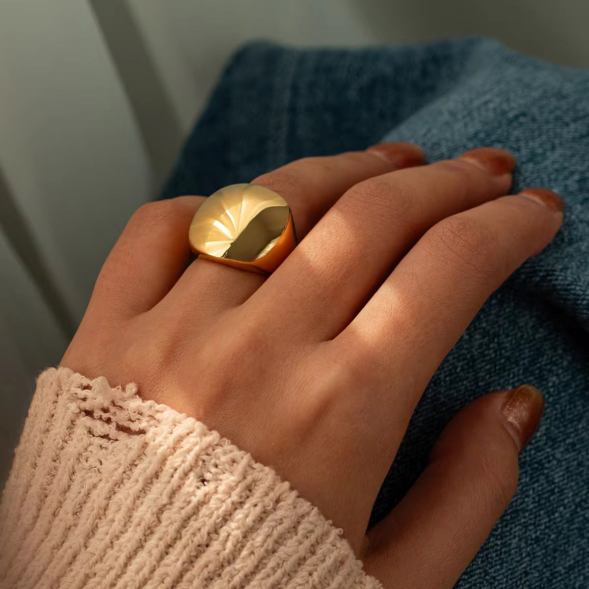AURA RING