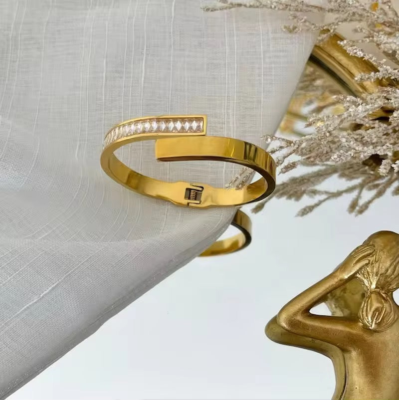 Ziraya Bangle