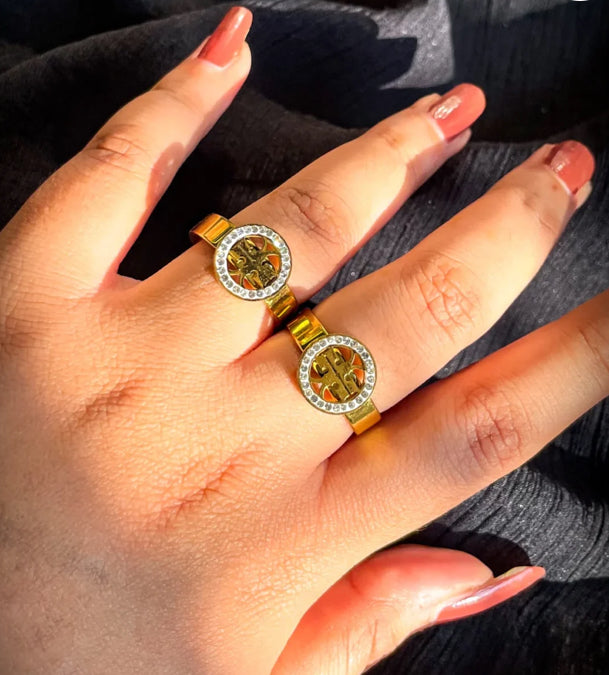 REGAL GOLD RING