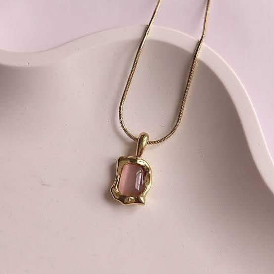 Rosalie Pendant