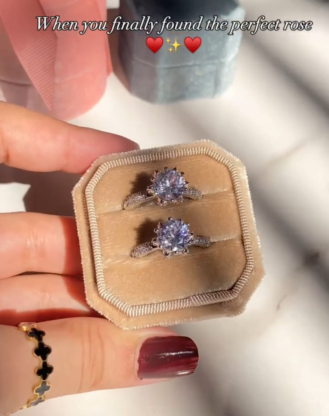 SNOWFLAKE RING