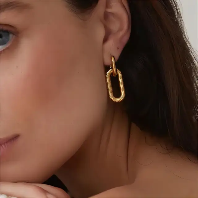 CHAIN LINK EARRINGS