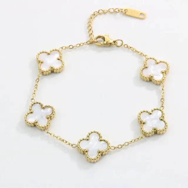 VANA WHITE BRACELET