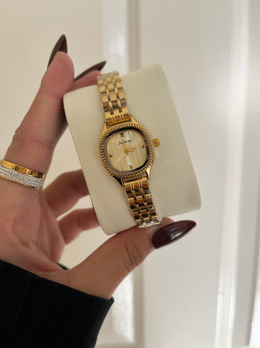 Monarque Golden Dail Watch