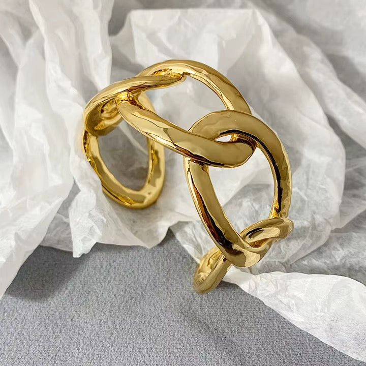 Twisted Giant Bangle