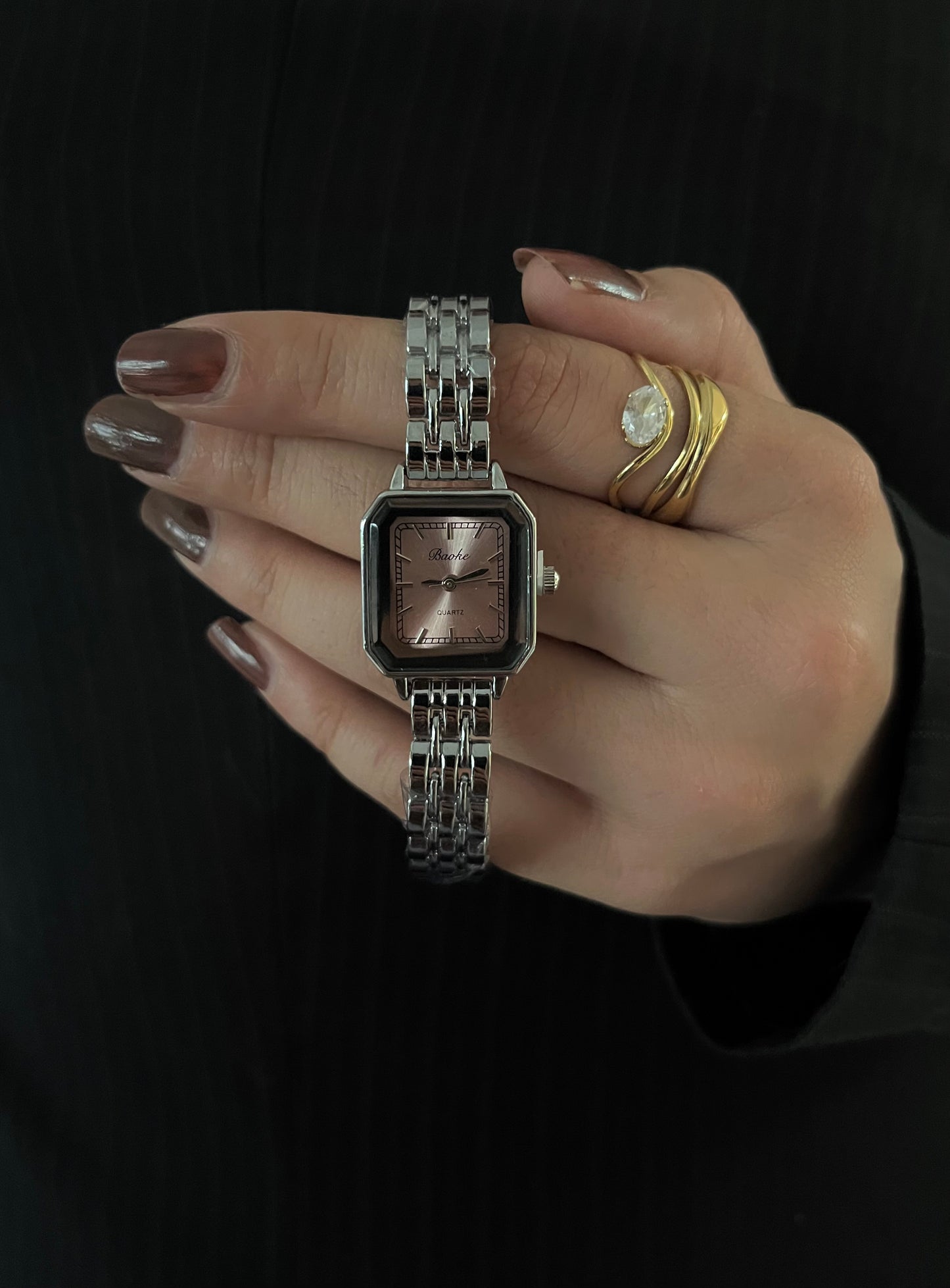 ISABELLA SQUARE LUXURY WATCH-Pink Dial