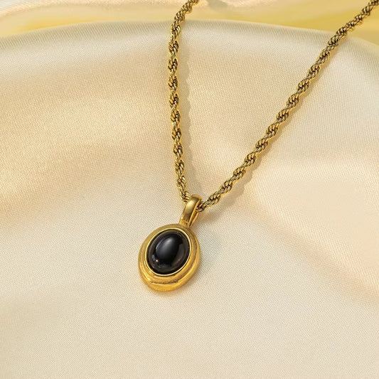 Vintage Nior Pendant 18K