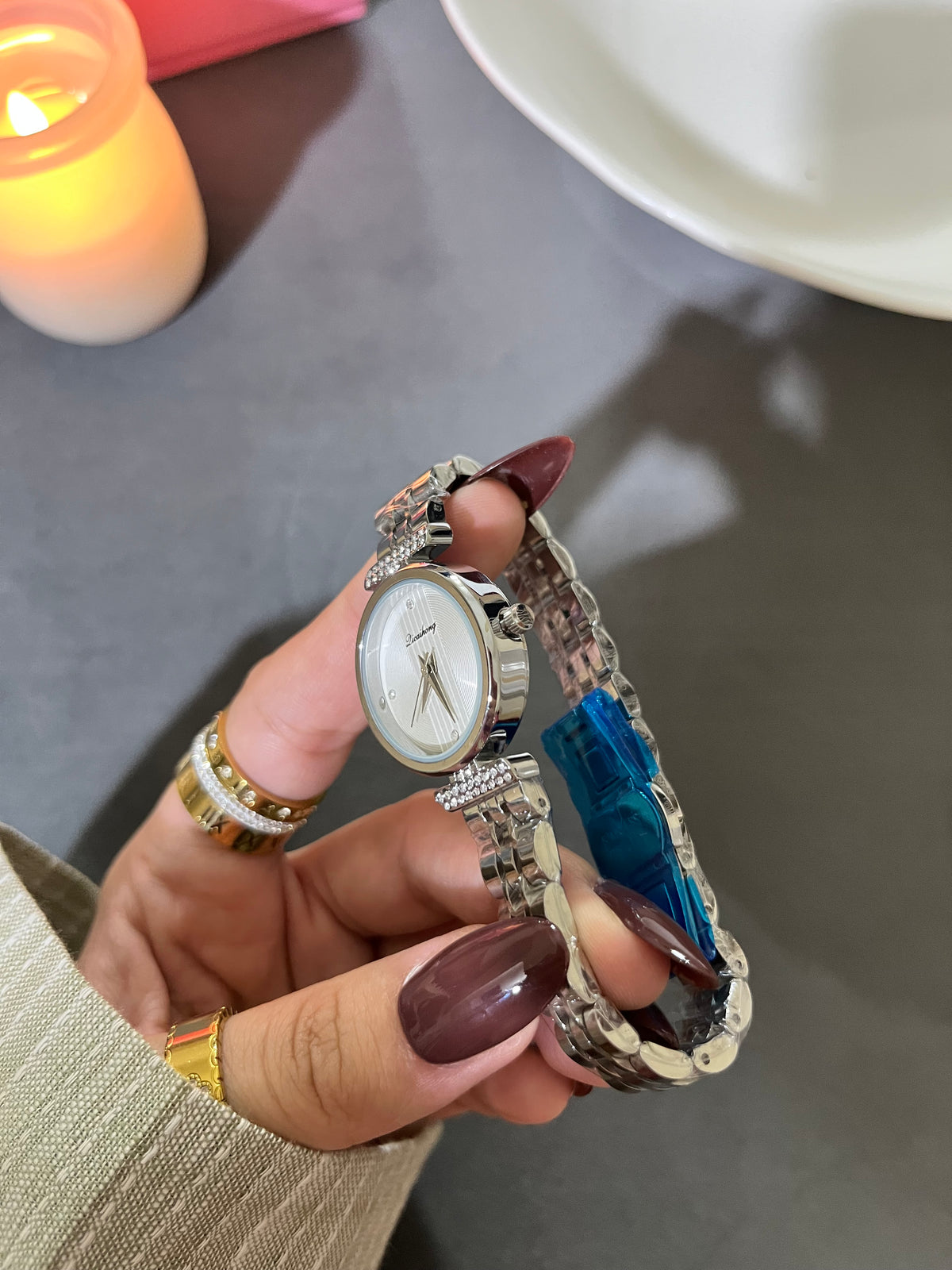 Étoile White Dail Watch
