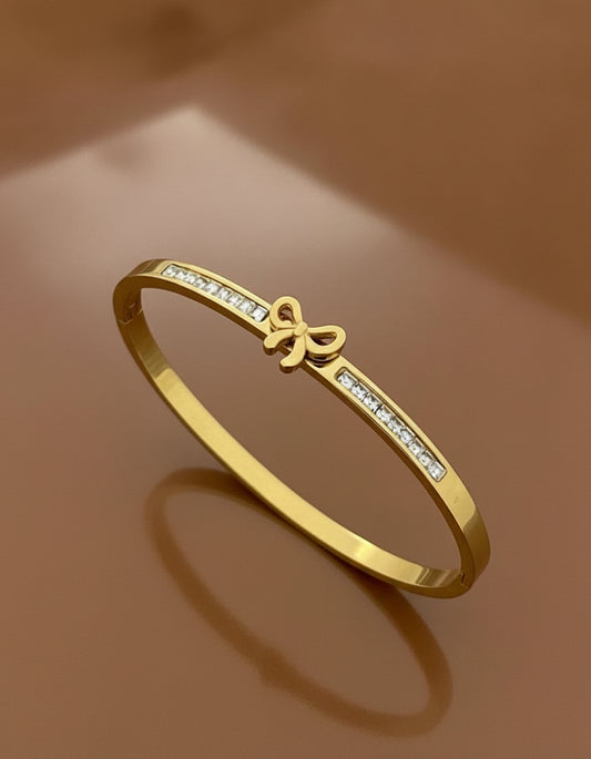 BOW BANGLE