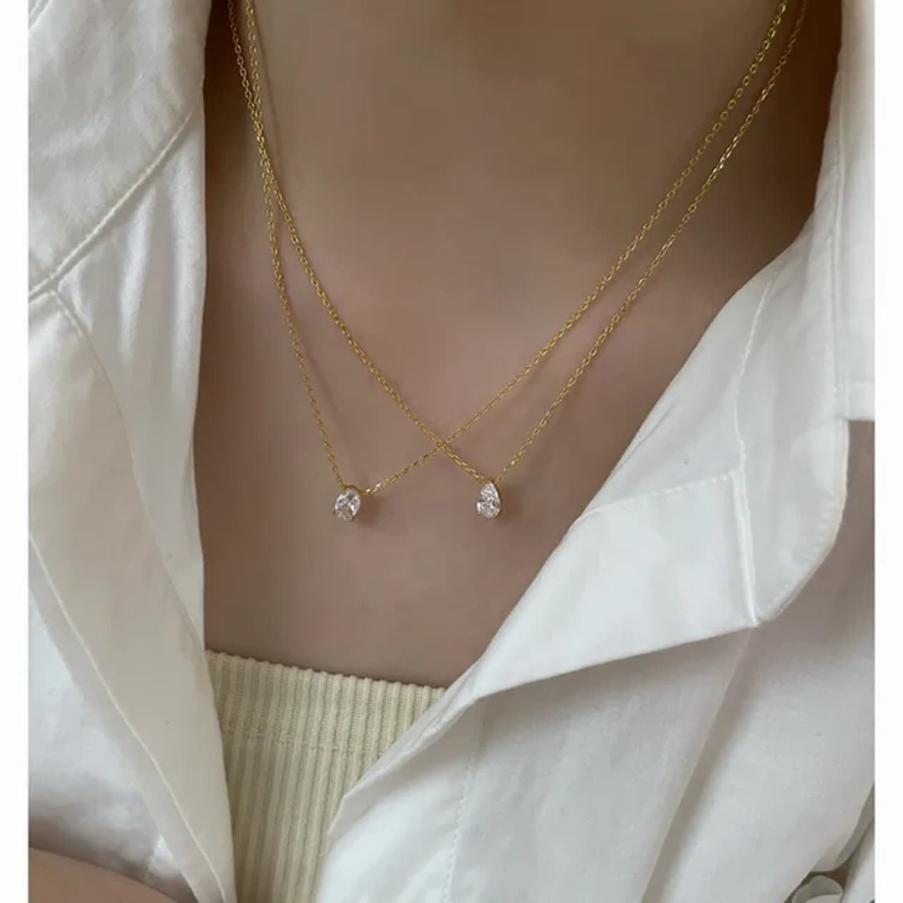Pearcut Crystal Necklace