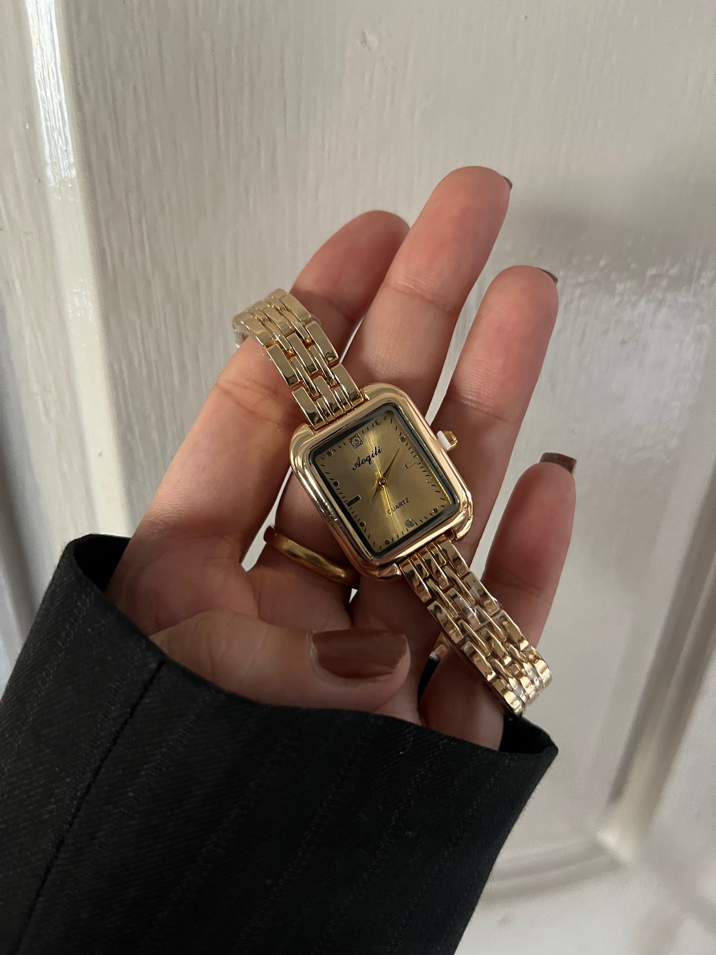Golden Muse Watch