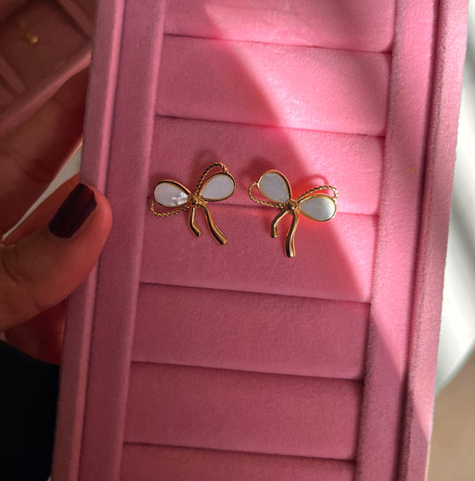 BOW EARRINGS