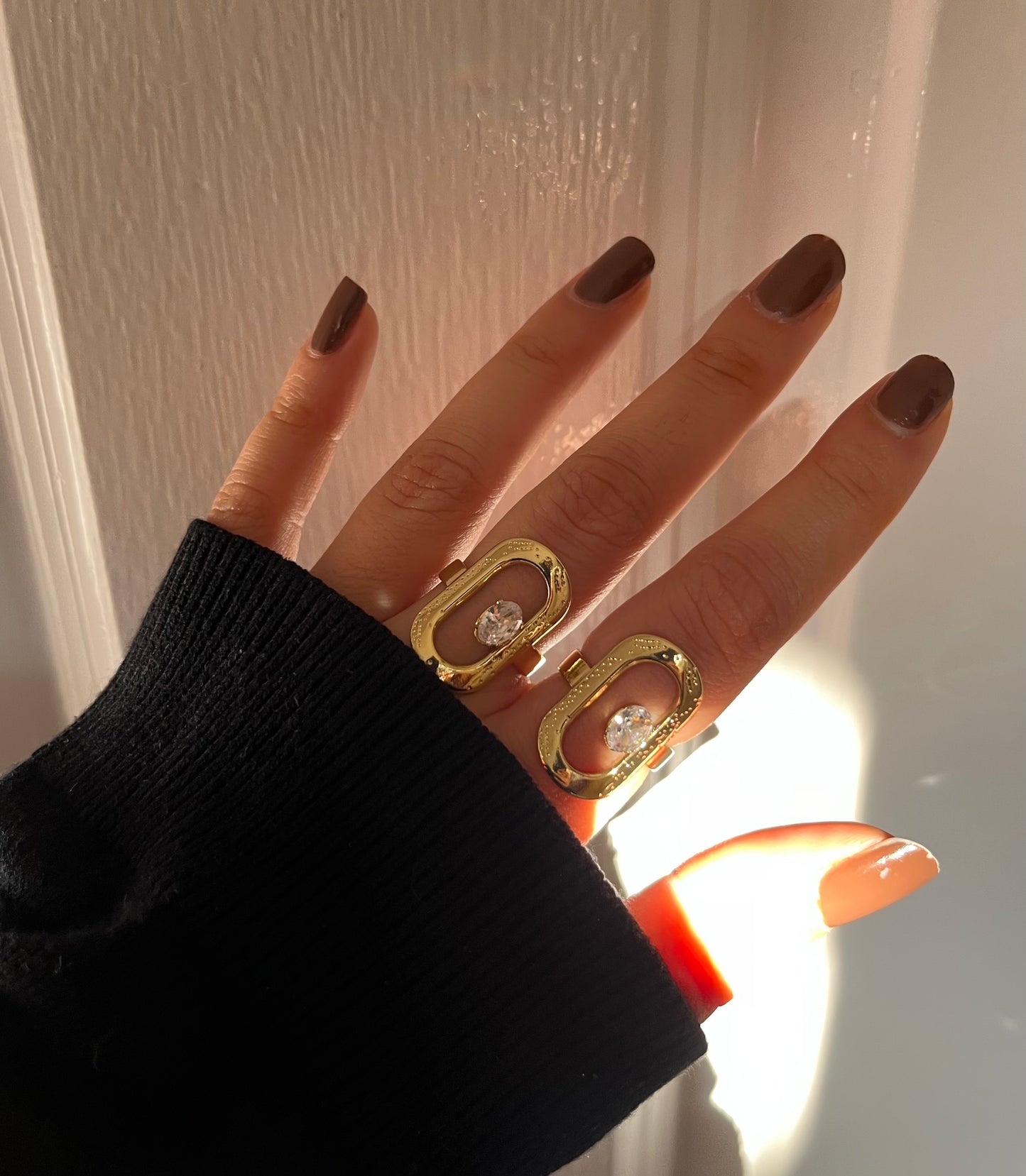 BOWDIE RING