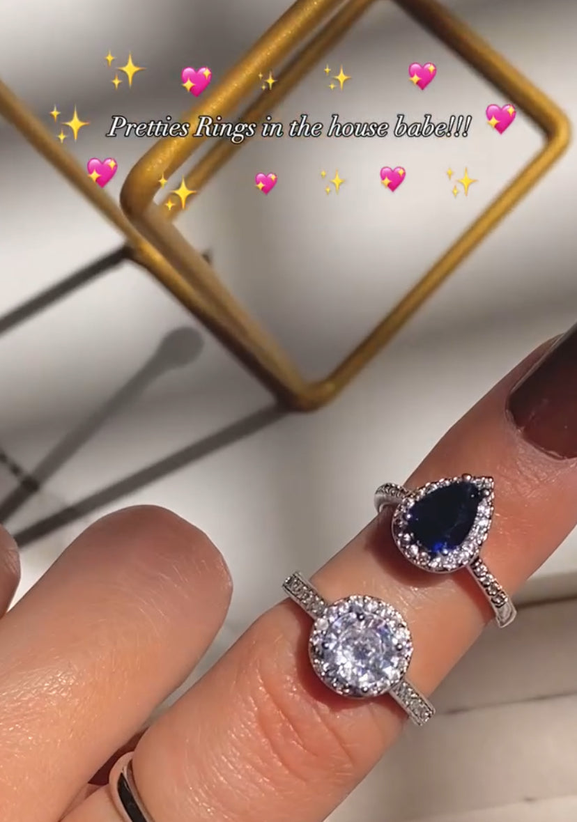 SAPPHIRE PEAR CUT RING