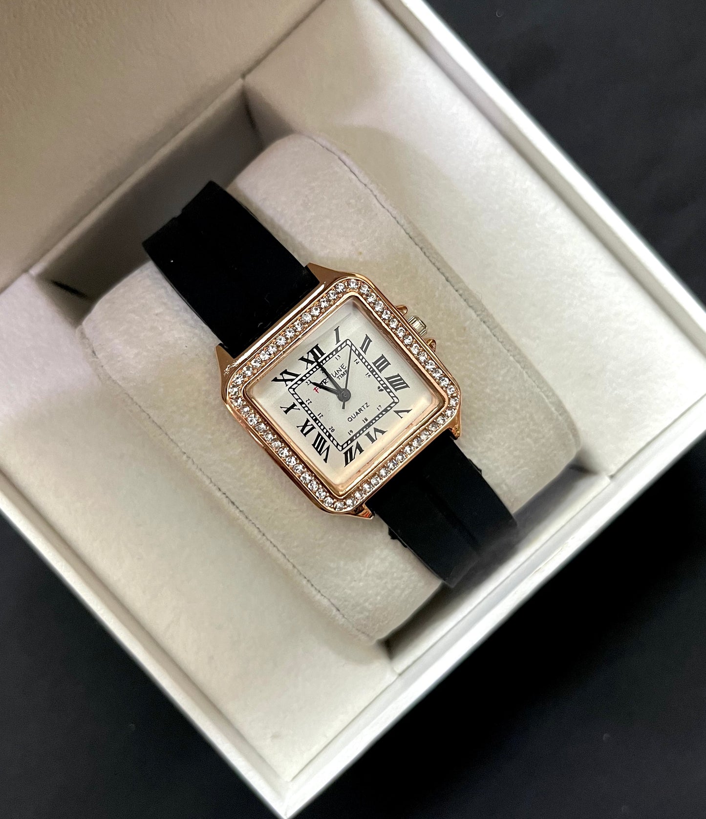 Timeless Grace Magnetic Watch