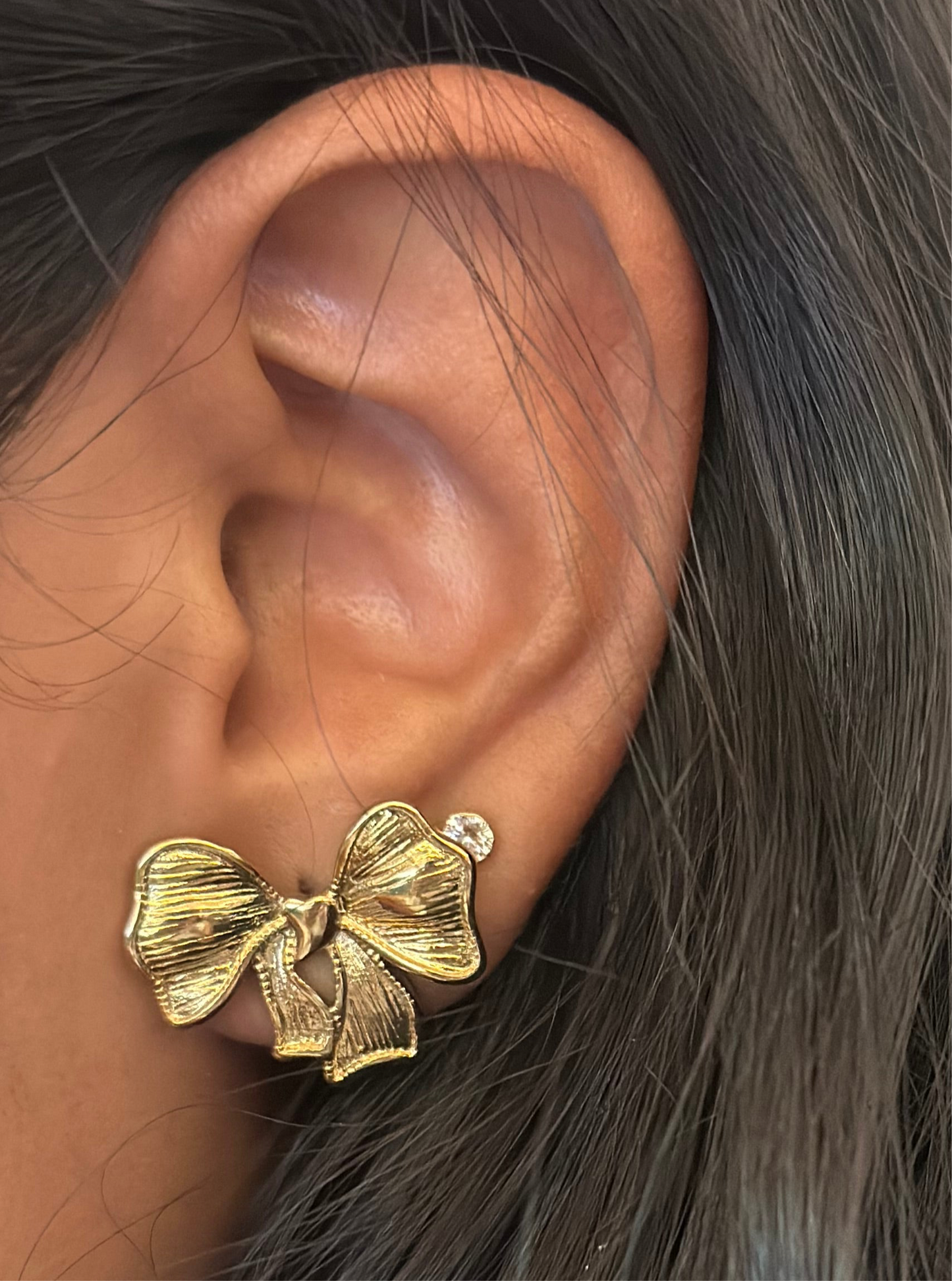 BOWDIE EARRINGS