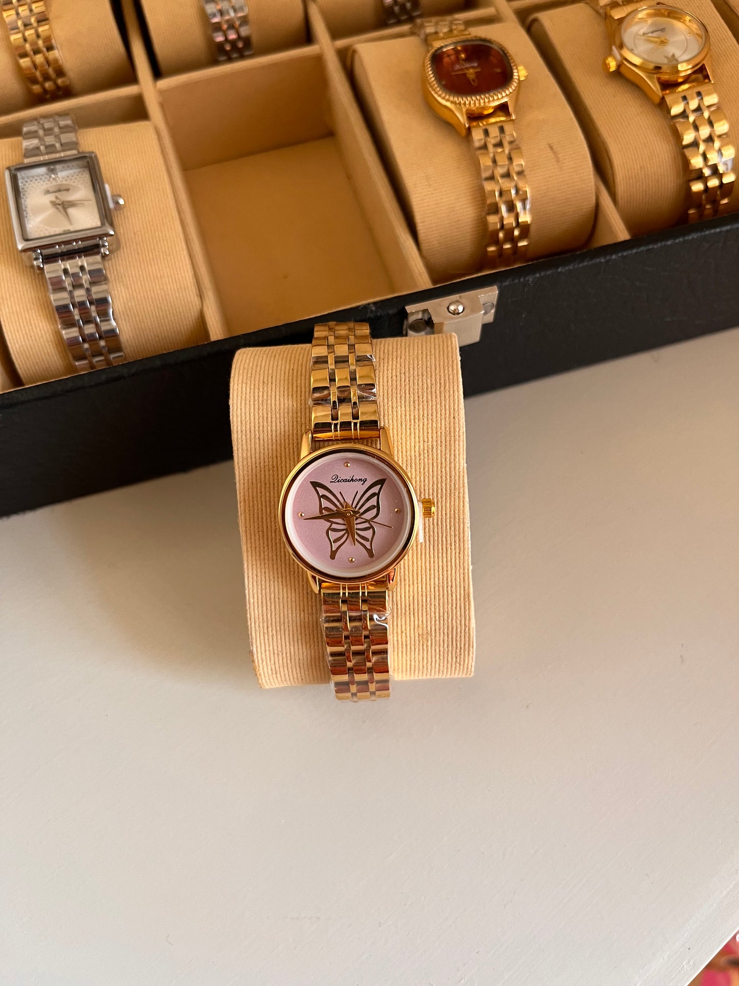 Aura Butterfly Watch