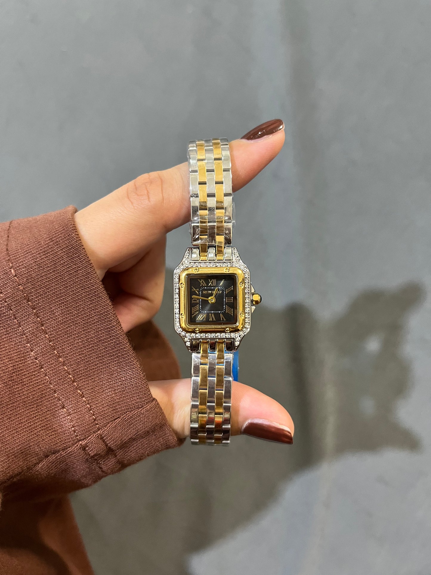 Panthere De Mains Two Tone Black Dail Watch