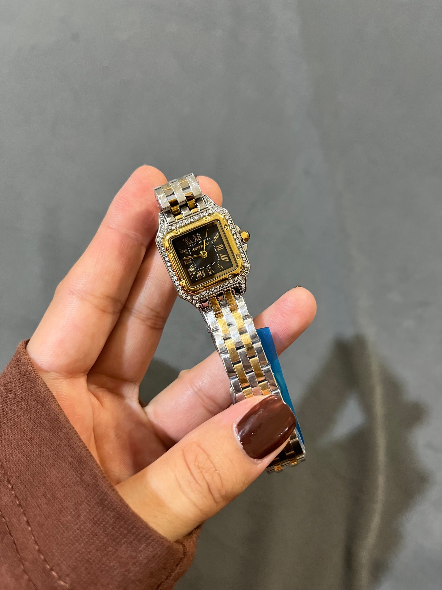 Panthere De Mains Two Tone Black Dail Watch