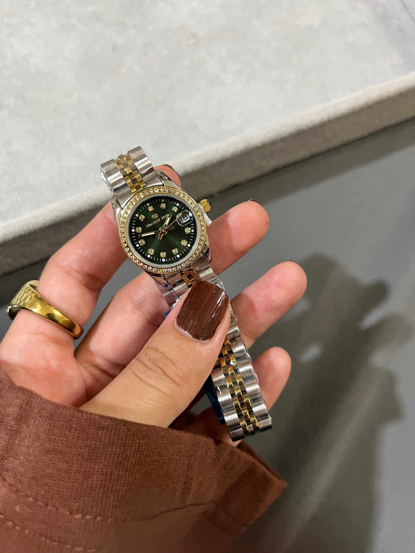 CRYSTAL STUDDED GREEN DAIL WATCH