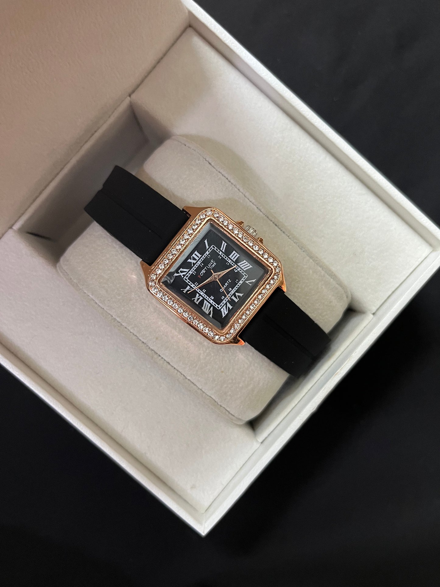 Timeless Magnetic Watch black dail
