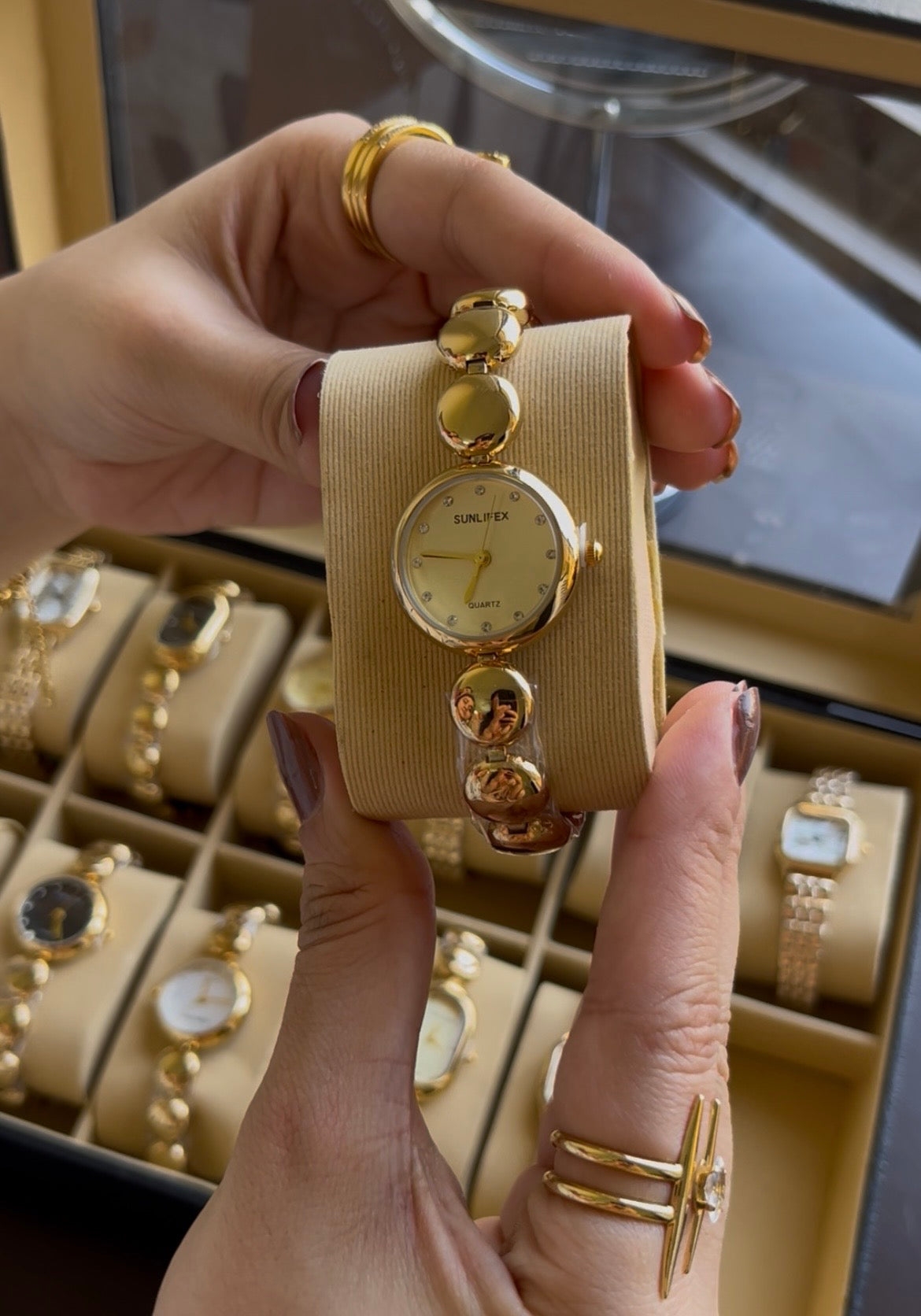HOURIA RHINESTONES WATCH-Gold Dial