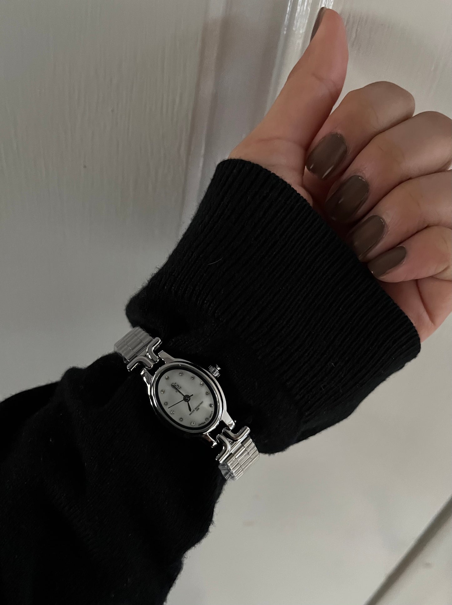 CRYSTAL STUDDED WHITE DIAL WATCH✨